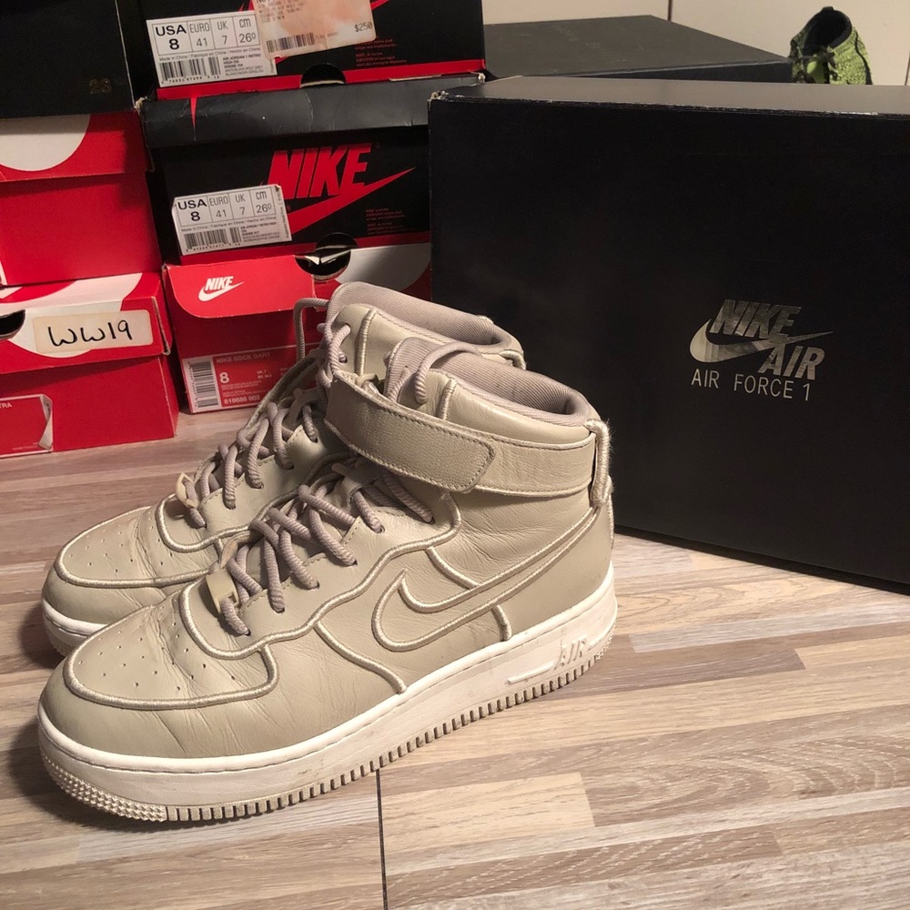 W AIR FORCE ONE HIGH